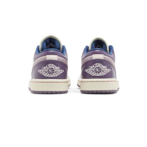 کفش نایک ایرجردن 1 ساق کوتاه بنفش پاستیلی Nike Air Jordan 1 Low Pastel Plum