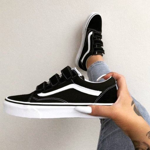 کفش ونس چسبی ساق کوتاه مشکی Vans Old Skool V Black White.jpg