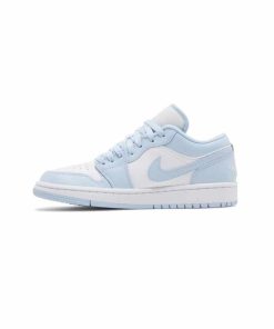 کتونی نایک ایرجردن 1 ساق کوتاه سفید آبی روشن  Nike Air Jordan 1 Low Ice Blue