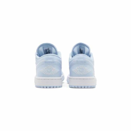 کتونی نایک ایرجردن 1 ساق کوتاه سفید آبی روشن Nike Air Jordan 1 Low Ice Blue