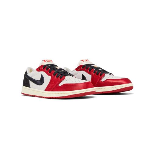 کتونی نایک ایرجردن 1 ساق کوتاه قرمز سفید مشکی Nike Air Jordan 1 Low Trophy Room