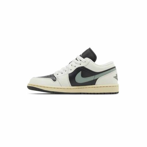 کتونی نایک ایرجردن 1 ساق کوتاه کرم مشکی سبز Nike Air Jordan 1 Low Jade Smoke