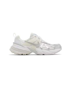 کتونی نایک راننیگ وی2کا سفید کرم نقره ای Nike V2K Run Metallic Silver