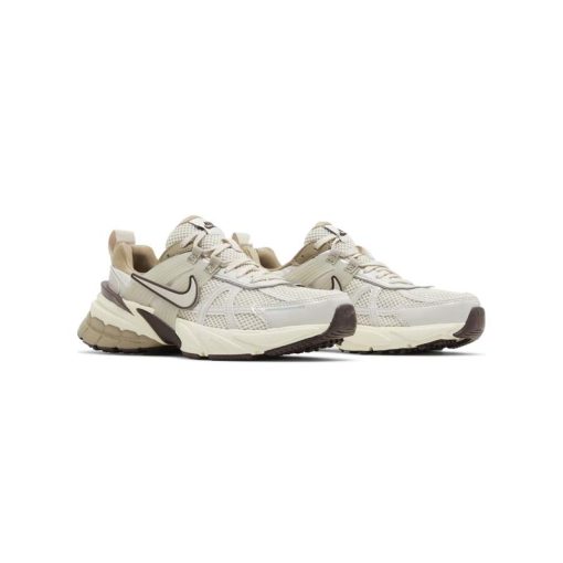 کتونی نایک راننیگ وی2کا کرم قهوه ای Nike V2K Run Light Orewood Brown