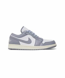 کفش نایک ایرجردن 1 ساق کوتاه طوسی سفید Nike Air Jordan 1 Low Vintage Grey