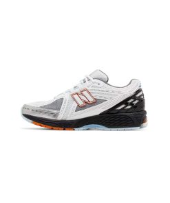 کتونی رانینگ نیوبالانس 1906R سفید مشکی نقره ای New Balance 1906R White Bright Sky